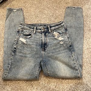 American Eagle Mom Jean Acid Wash